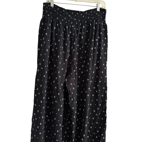 Torrid Pants Womens Black Print Wide Leg Plus Trousers Flowy Pockets size 1R - Picture 5 of 17
